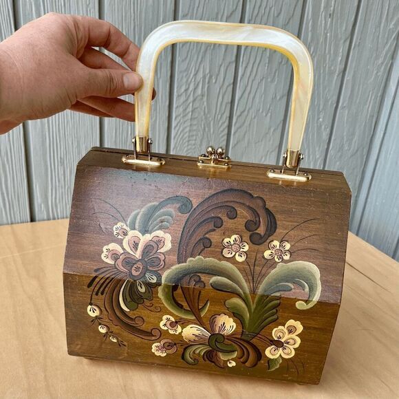 Vintage 1977 Hand-Painted Folk Art Box Purse w/ Lucite Handle – Signed R.Y.R.K.